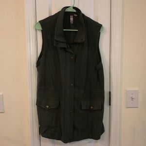 Hunter Green Vest/Sleeveless Utility Jacket
